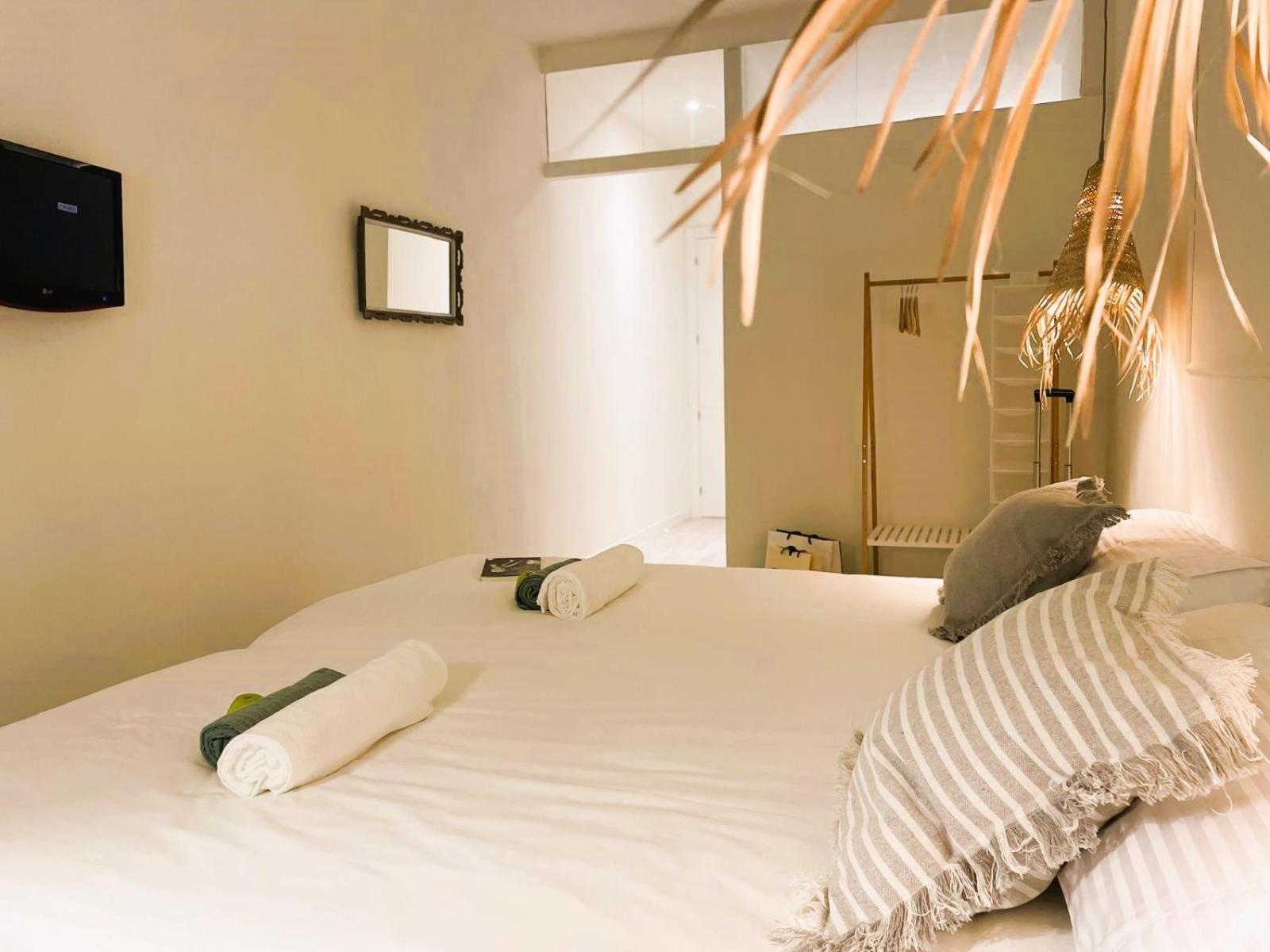 Collection Port - B&B Boutique , Alicante Center Стая снимка