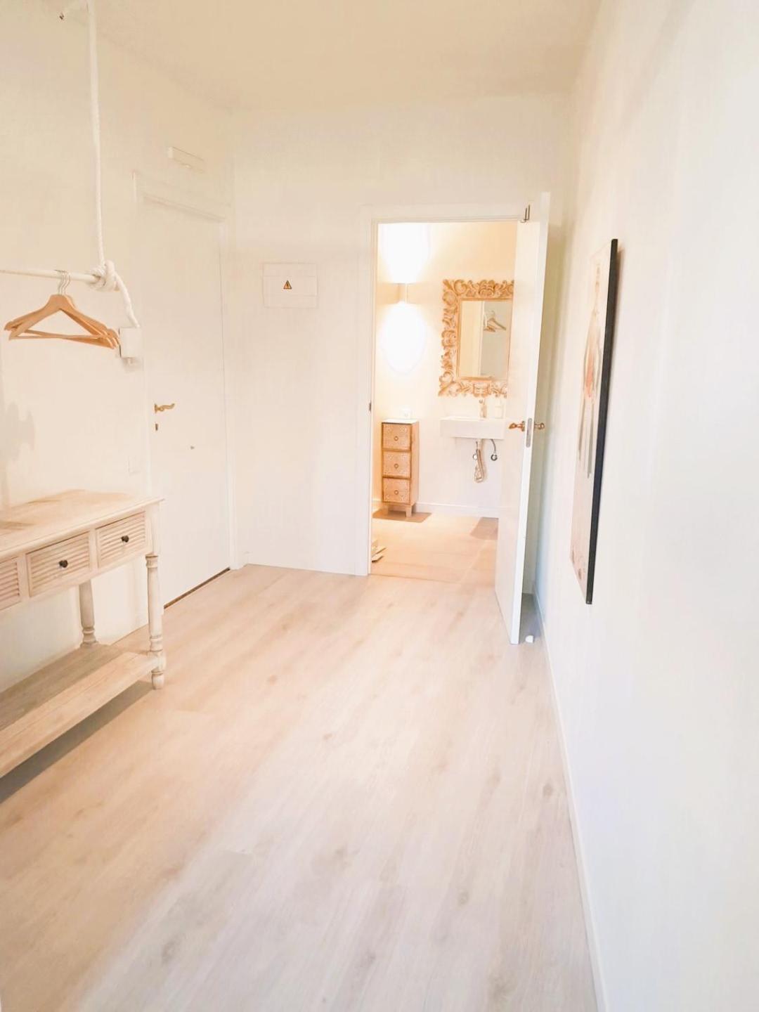 Collection Port - B&B Boutique , Alicante Center Екстериор снимка